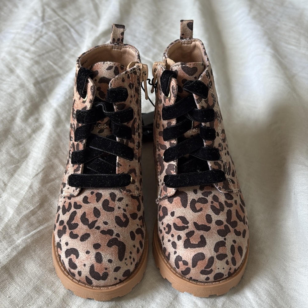 NWT Never worn Wonder Nation Toddler Girls Leopard Fashion Boots Size 9 - Picture 4 of 5